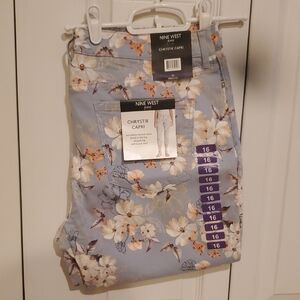 Nine West Women's Floral Blue Chrystie Capri